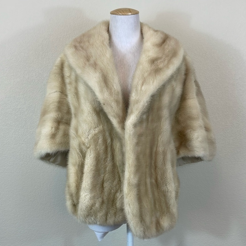 La Belle fine furs mink tan shoulder cape - Picture 1 of 7